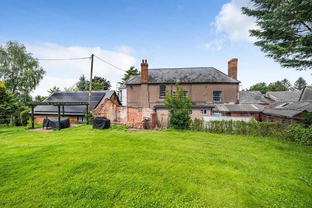 Property photo 3 of 29