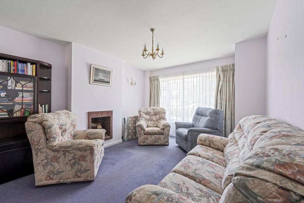 Property photo 3 of 18