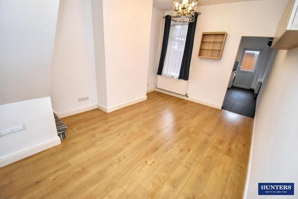 Property photo 3 of 12 Living Room