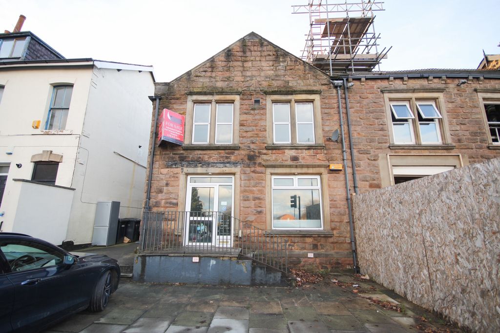 Property photo 1 of 8