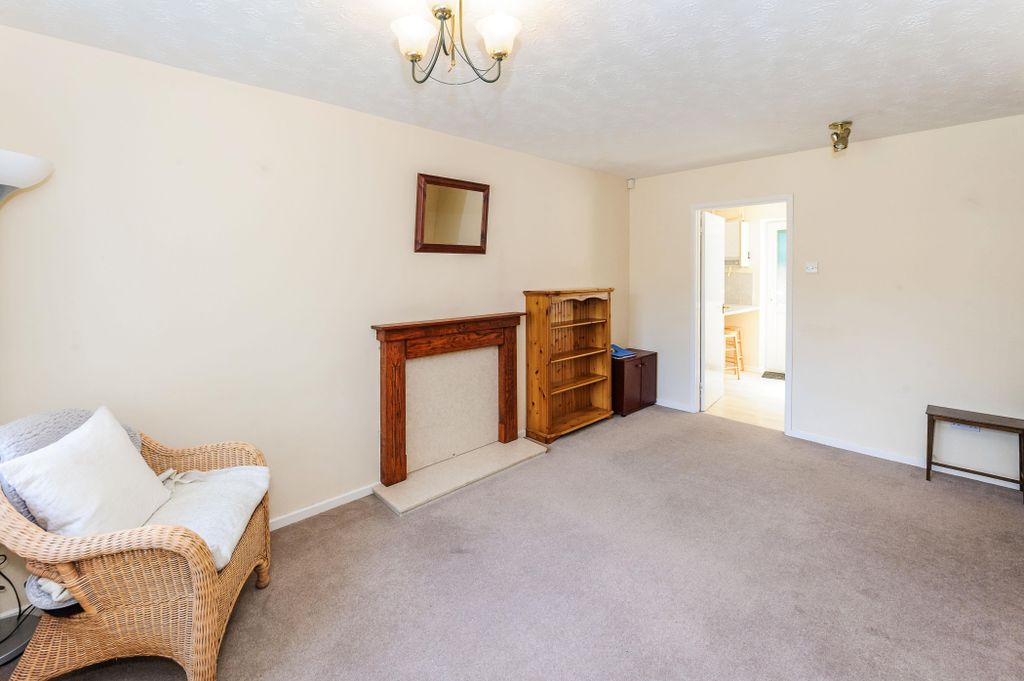 Property photo 2 of 7 Image