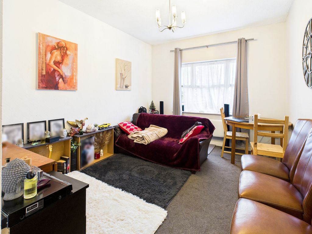 Property photo 3 of 5