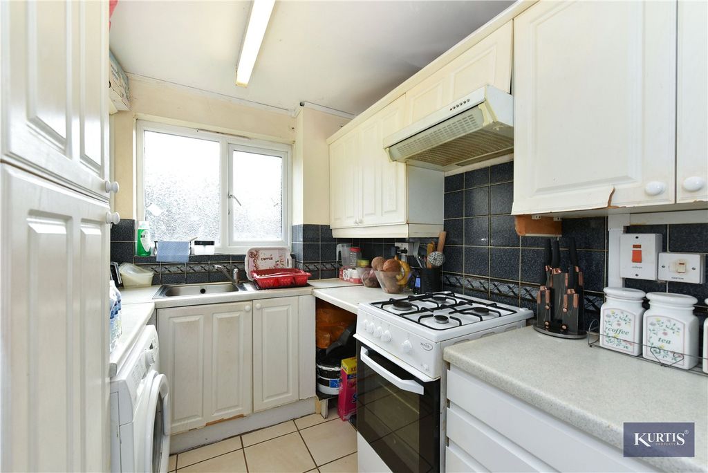 Property photo 3 of 12 Picture No. 03