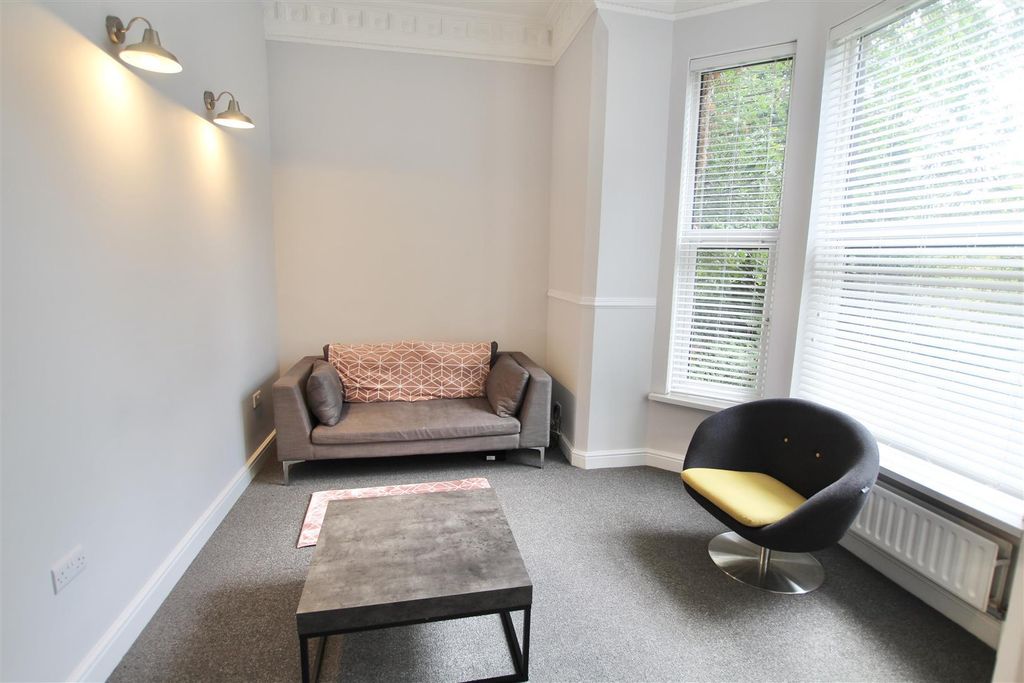 Property photo 2 of 10 Xepjouo1Cy-H_Uendalgnbi0v4M.Jpg