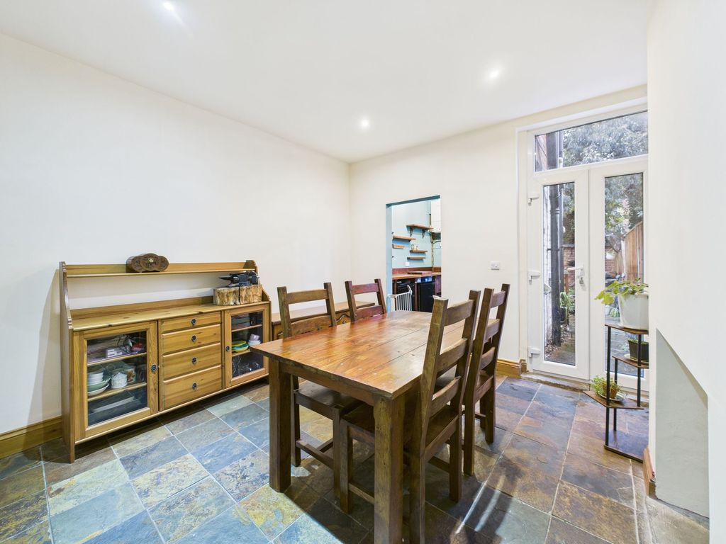 Property photo 3 of 14 Dining Room