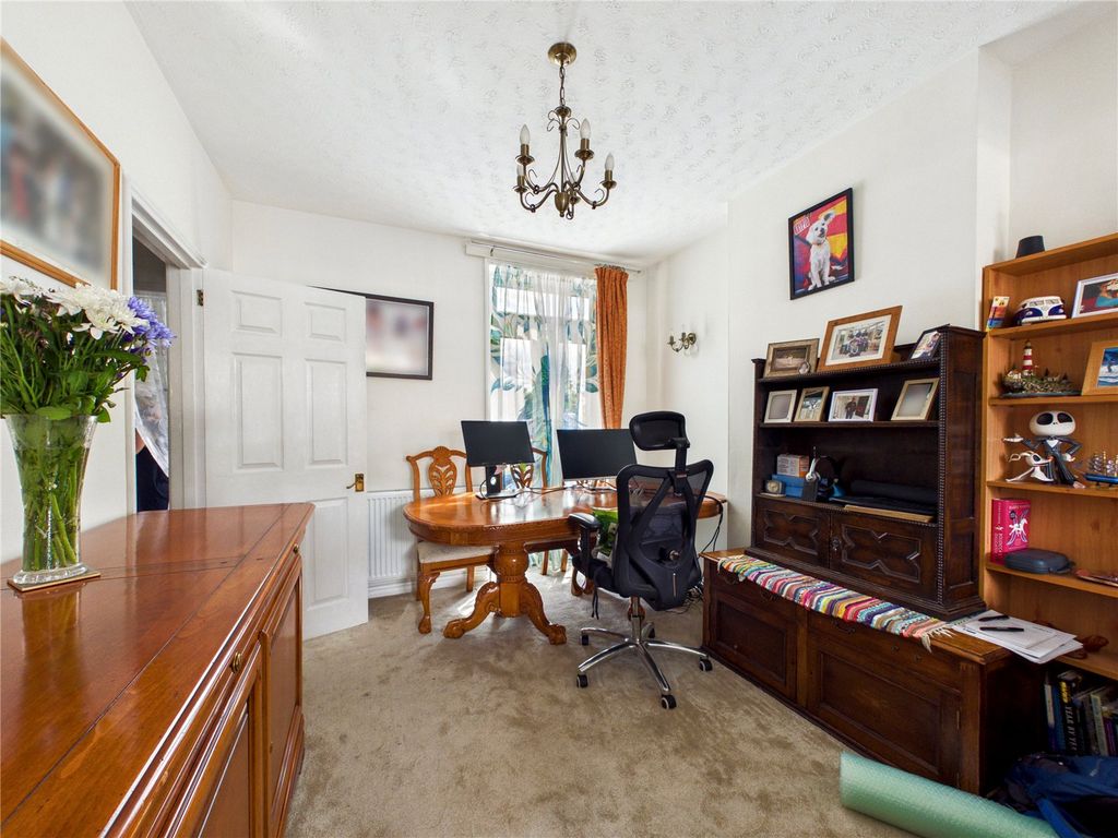 Property photo 3 of 11 Picture No. 11