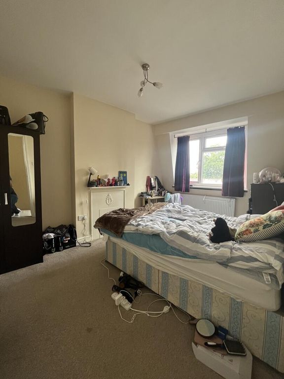Property photo 3 of 7 Bedroom