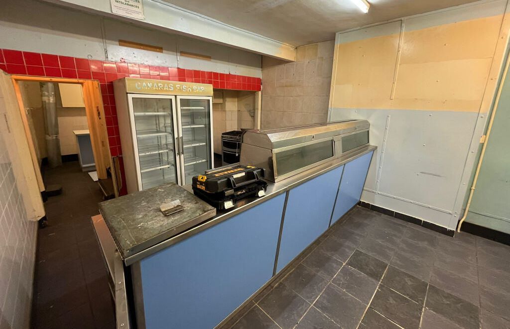 Property photo 2 of 6