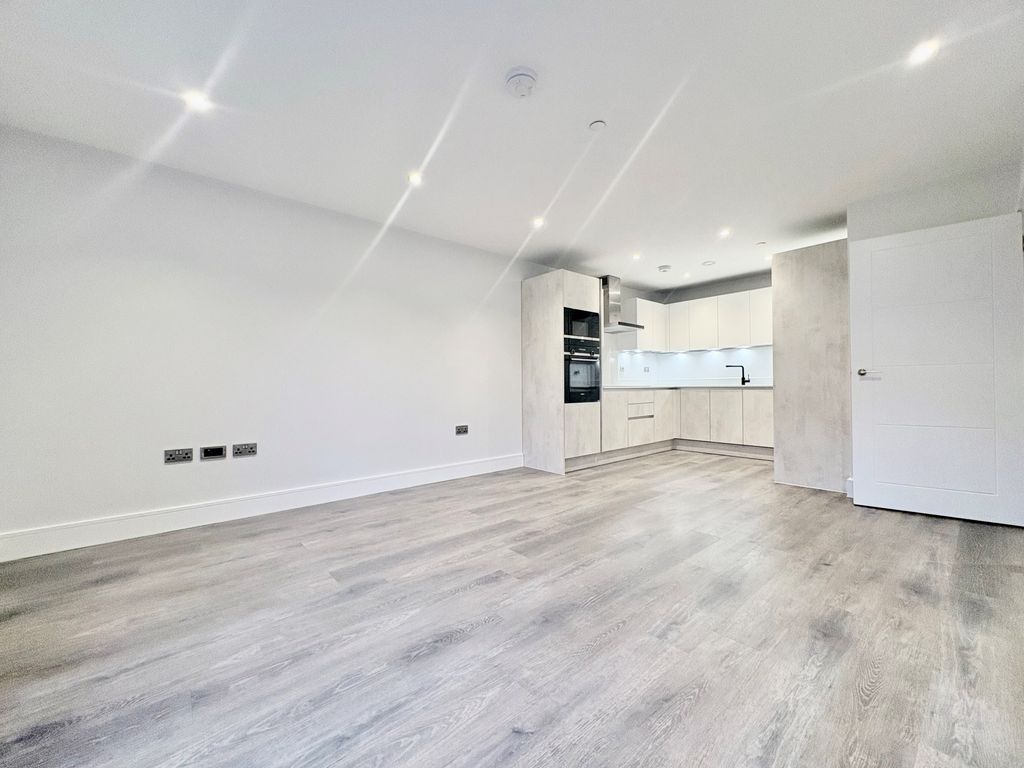 Property photo 2 of 7 Bedroom