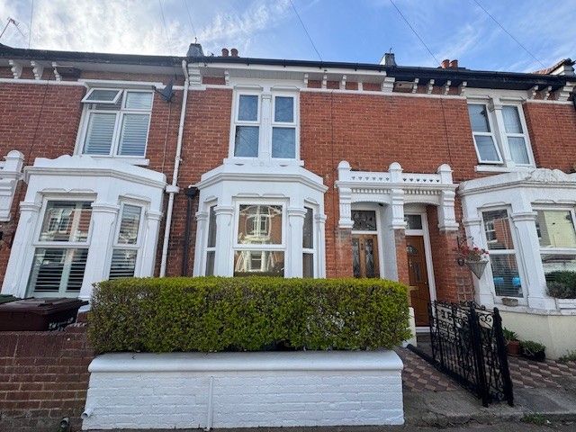 Property photo 1 of 18