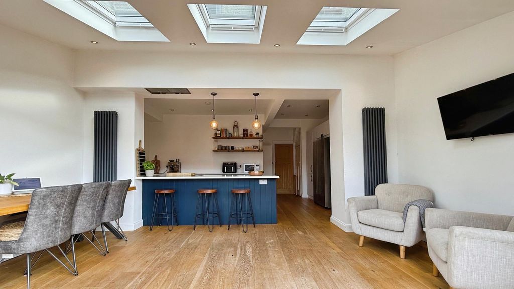 Property photo 1 of 32 Kitchen/ Diner