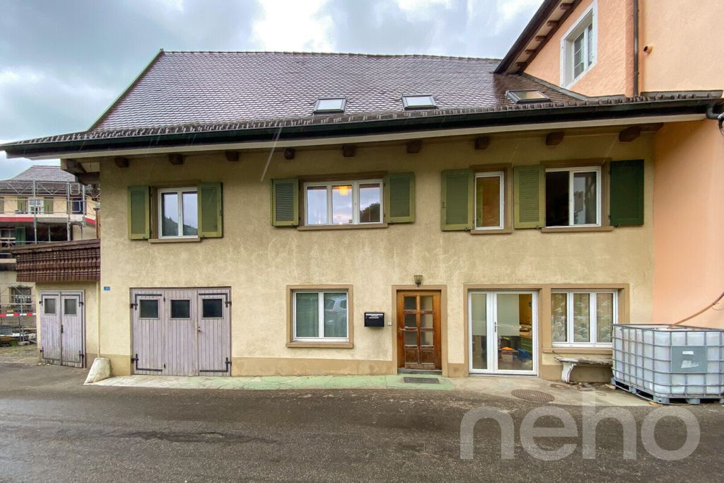 Property photo 1 of 13
