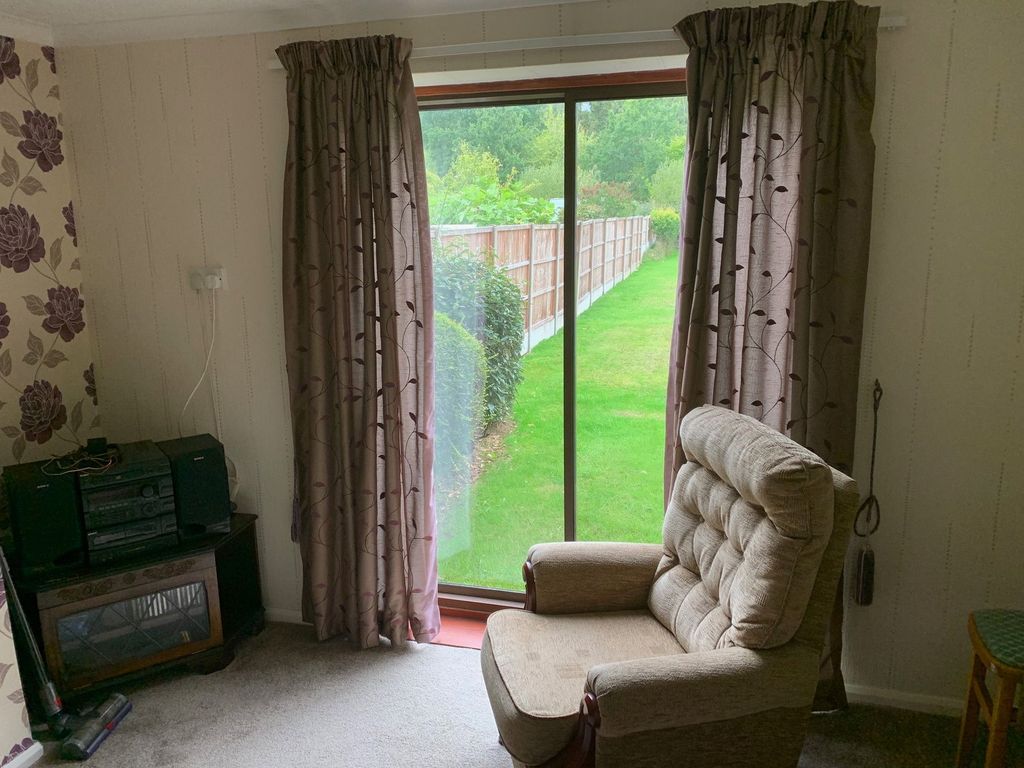 Property photo 3 of 34