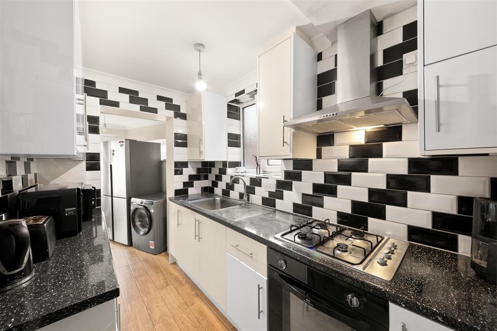 Property photo 3 of 13 Dsc_4849-Edit.Jpg