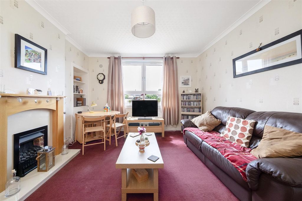 Property photo 3 of 22