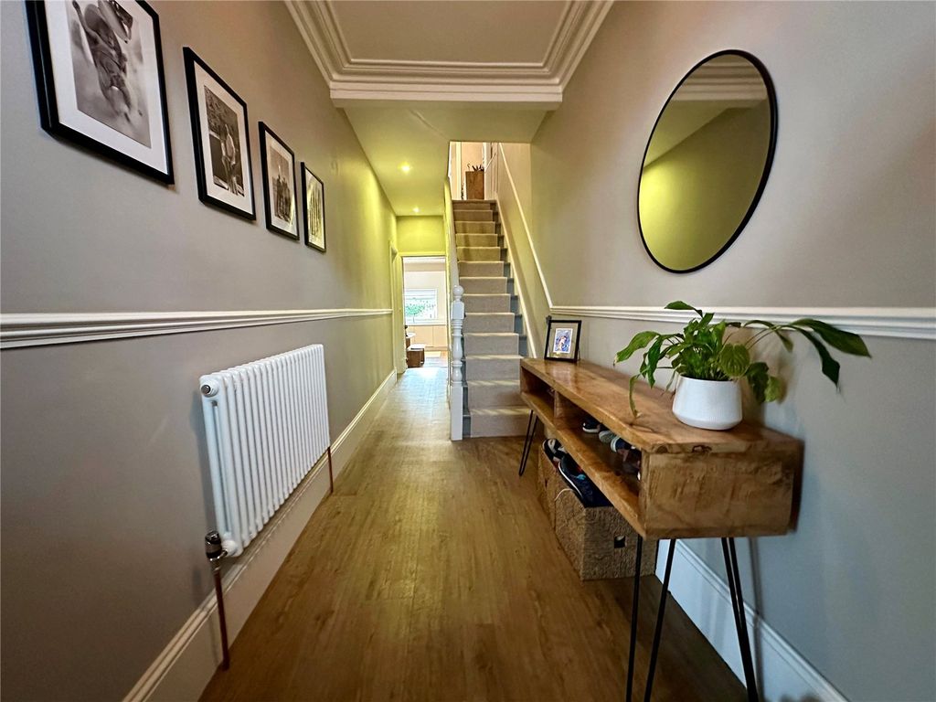 Property photo 2 of 21 Picture No. 22