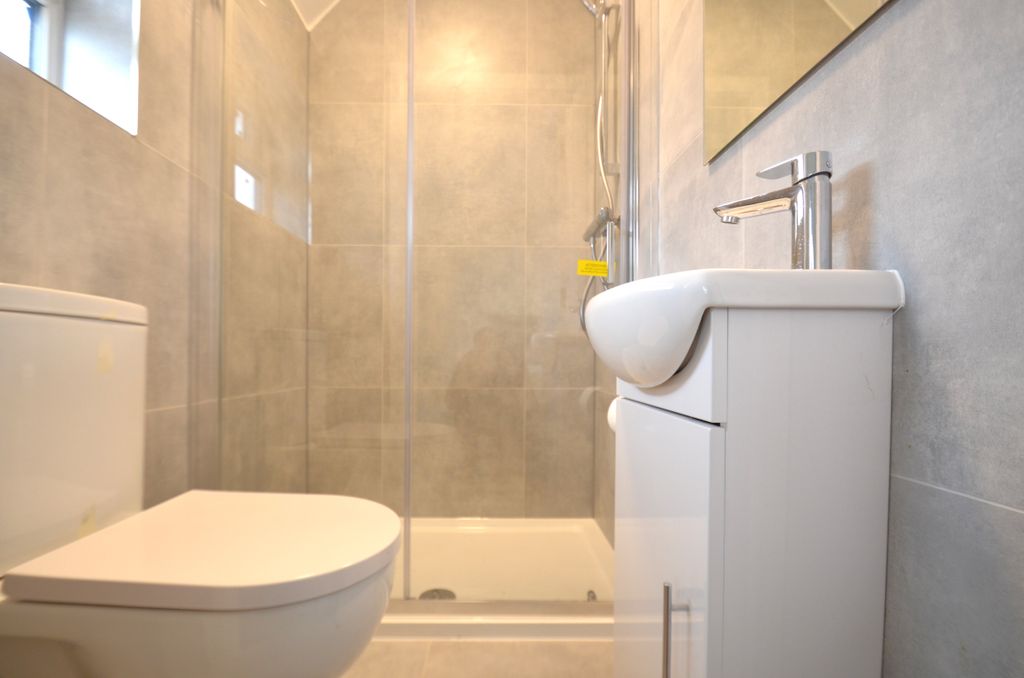 Property photo 3 of 3 Bathroom