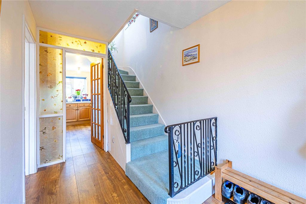 Property photo 3 of 19 Picture No. 15