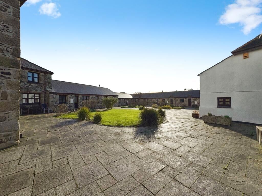 Property photo 3 of 20 4847772