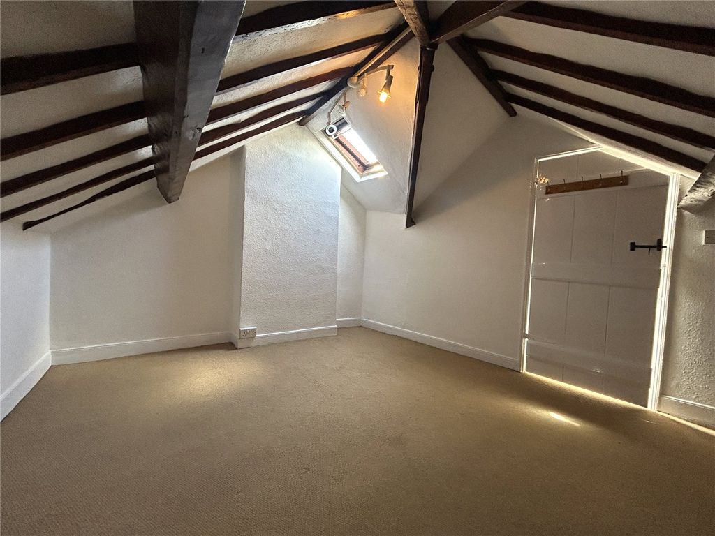 Property photo 3 of 8 Bedroom 2