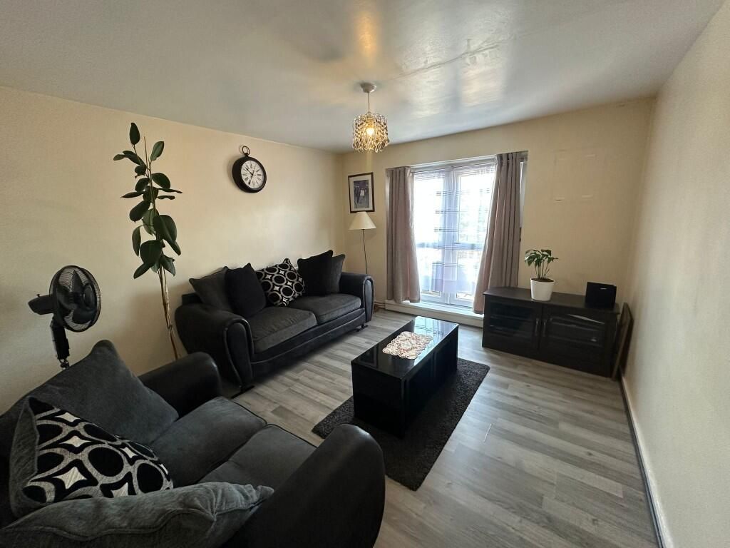 Property photo 2 of 10 Gallery