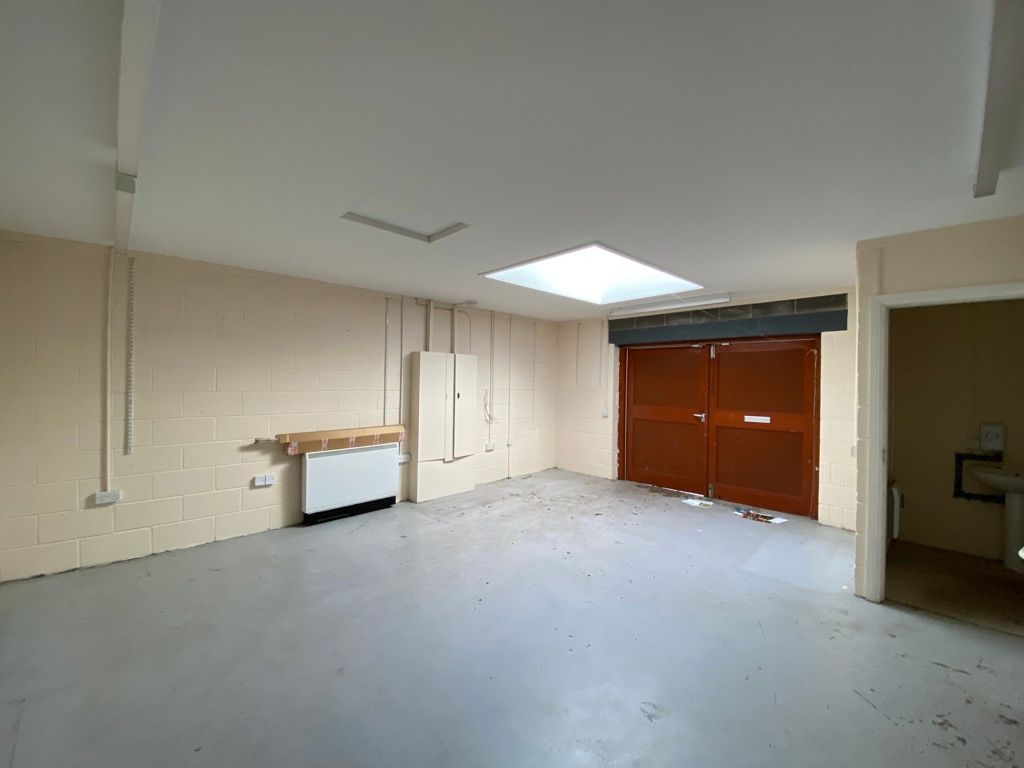 Property photo 3 of 3 Photo 6