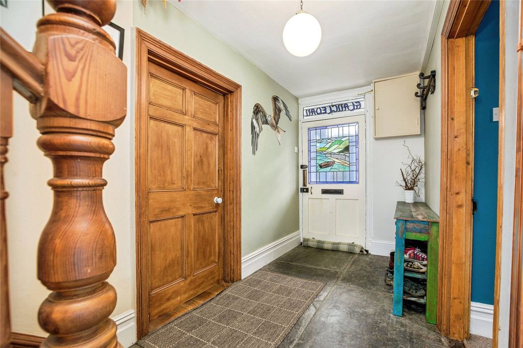 Property photo 3 of 28 Picture No. 91