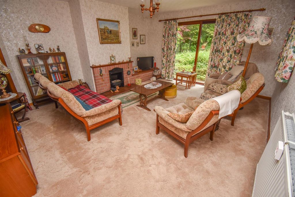 Property photo 3 of 30 Lounge-2.Jpg