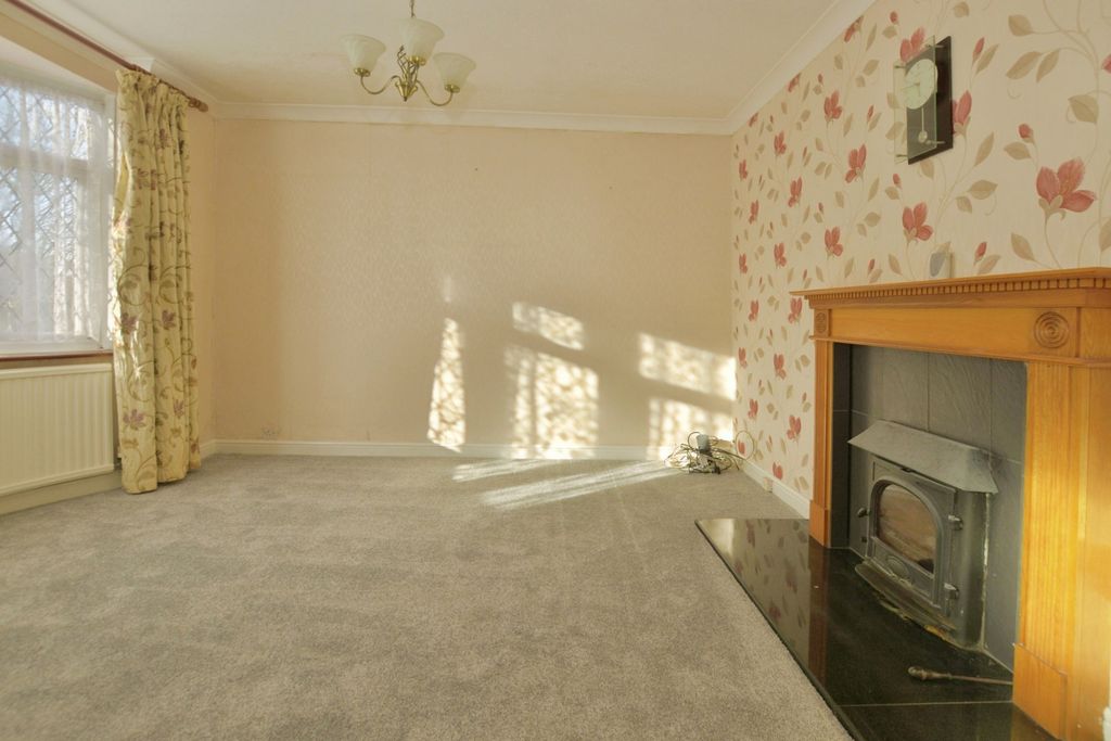 Property photo 2 of 17 Pbox-Img.Jpg