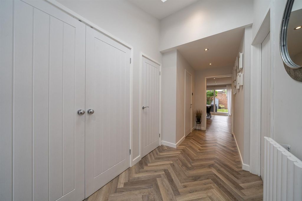 Property photo 2 of 15 3-Sarratt-Ave-00265.Jpg