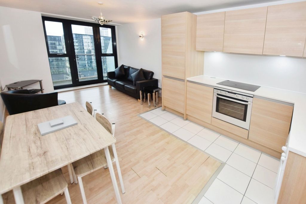 Property photo 3 of 22 Picture No. 37