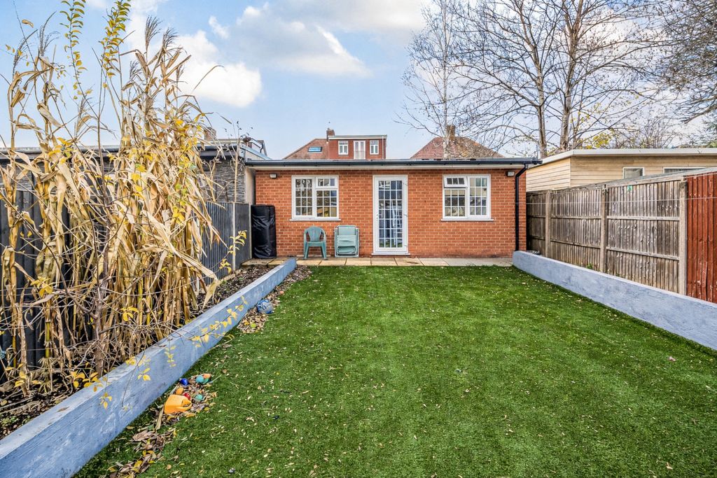 Property photo 3 of 15