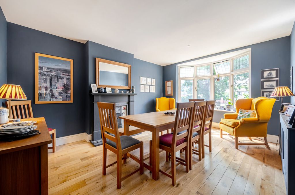 Property photo 3 of 20 1330632-16-68933A...