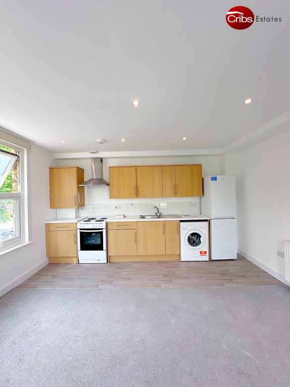 Property photo 2 of 7 Gallery