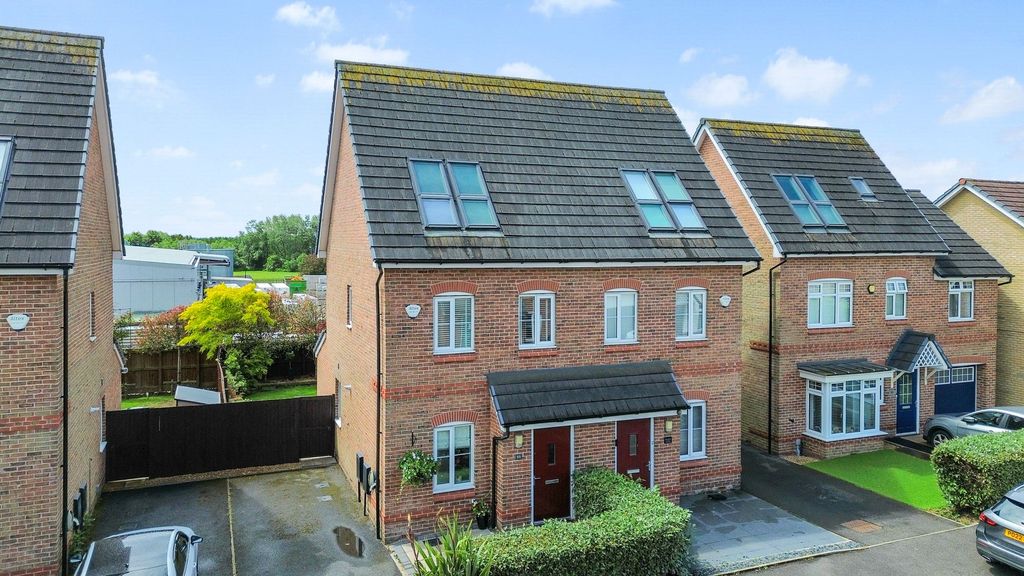 Property photo 1 of 34