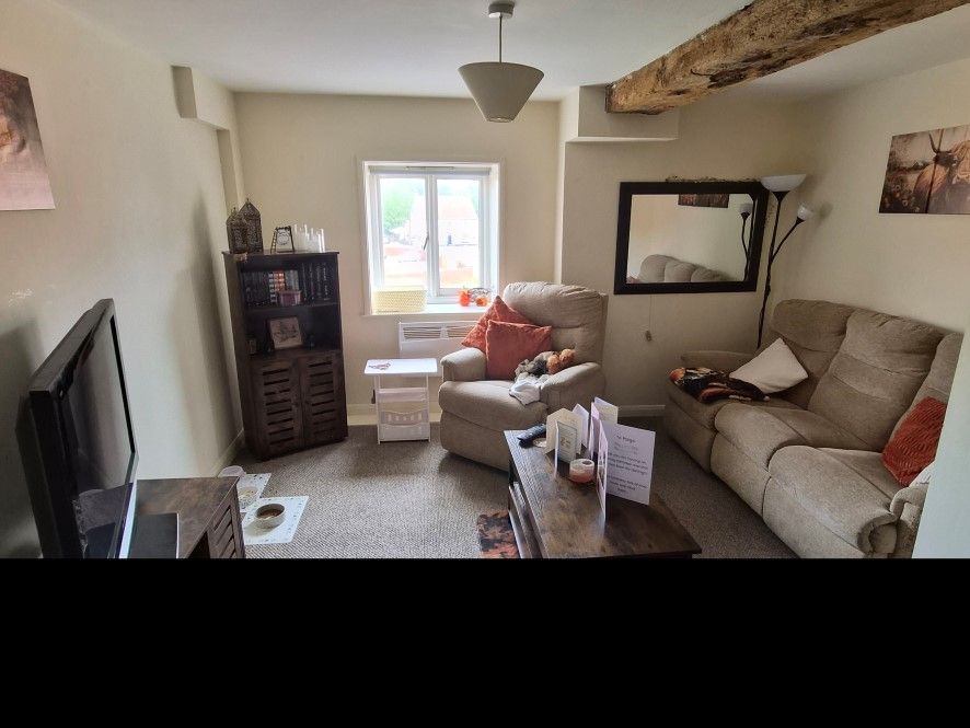 Property photo 2 of 10