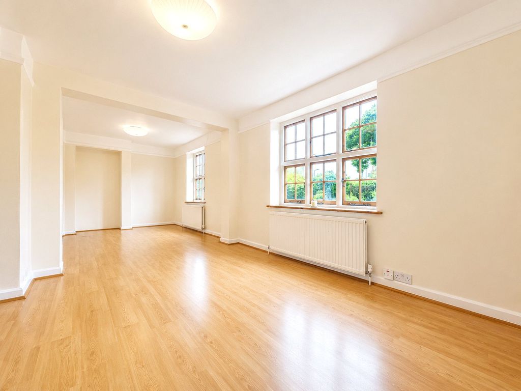 Property photo 3 of 10 Picture No. 07