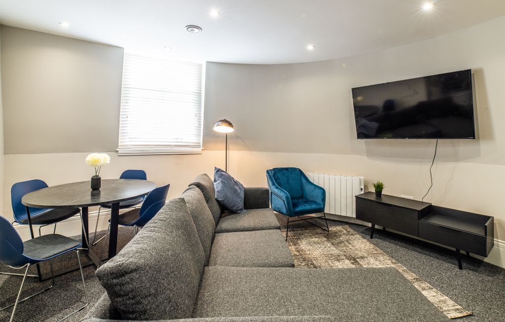 Property photo 1 of 18 Canning Place A301-001