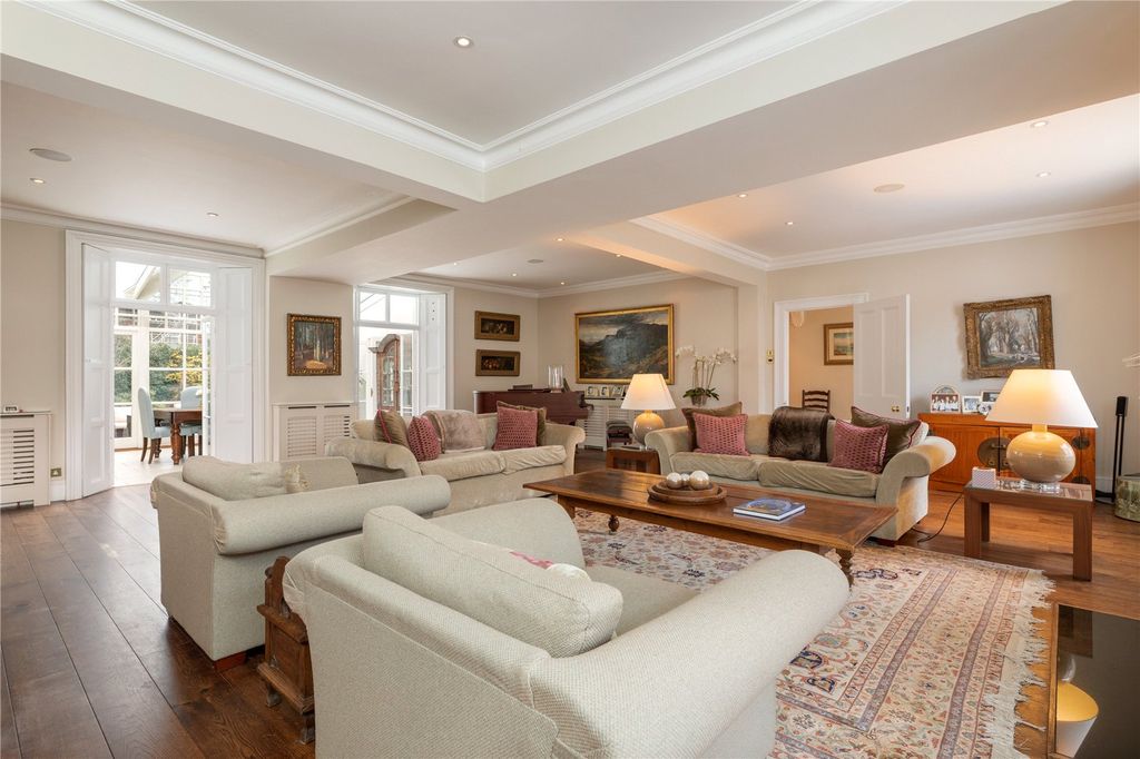 Property photo 2 of 18 Reception Room