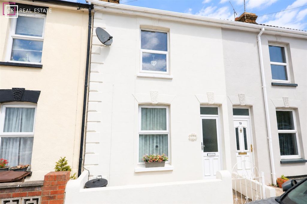 Property photo 1 of 8