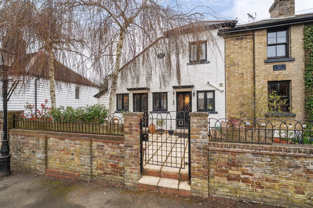 Property photo 1 of 10