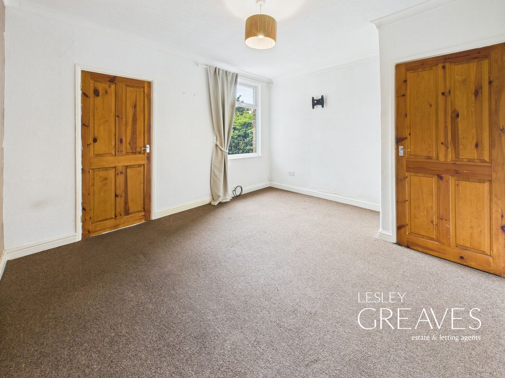 Property photo 3 of 19 Dining Room