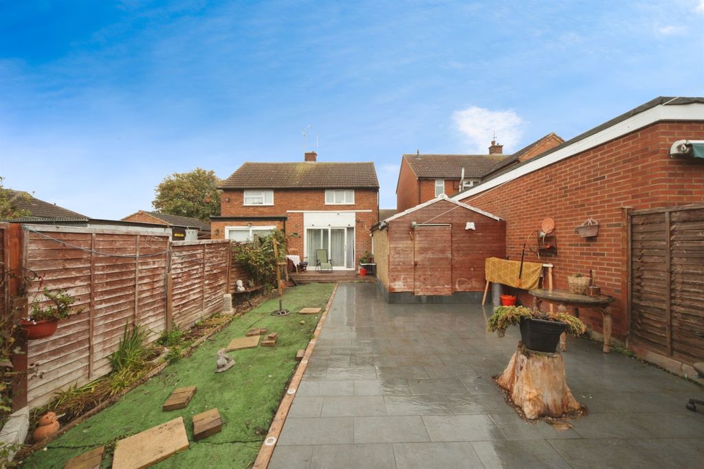 Property photo 2 of 15