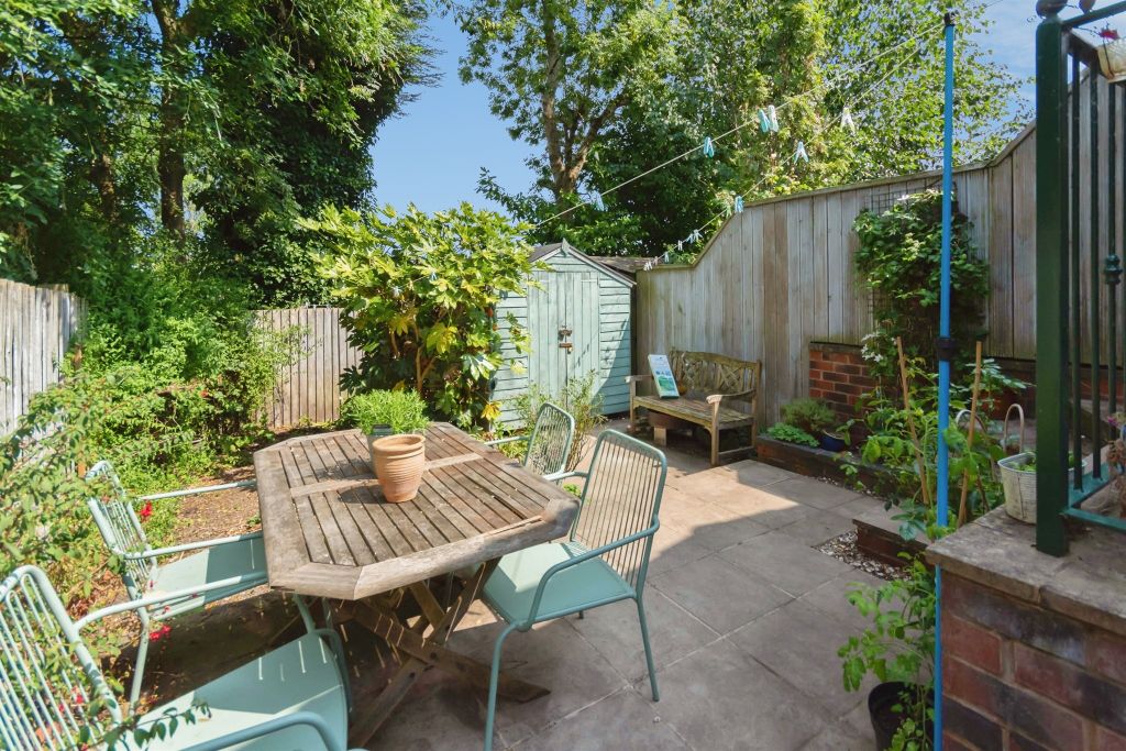 Property photo 2 of 19