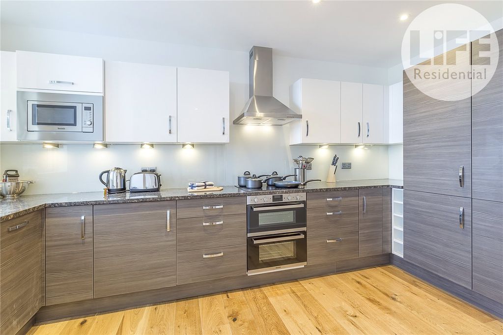 Property photo 3 of 6 Picture No. 05