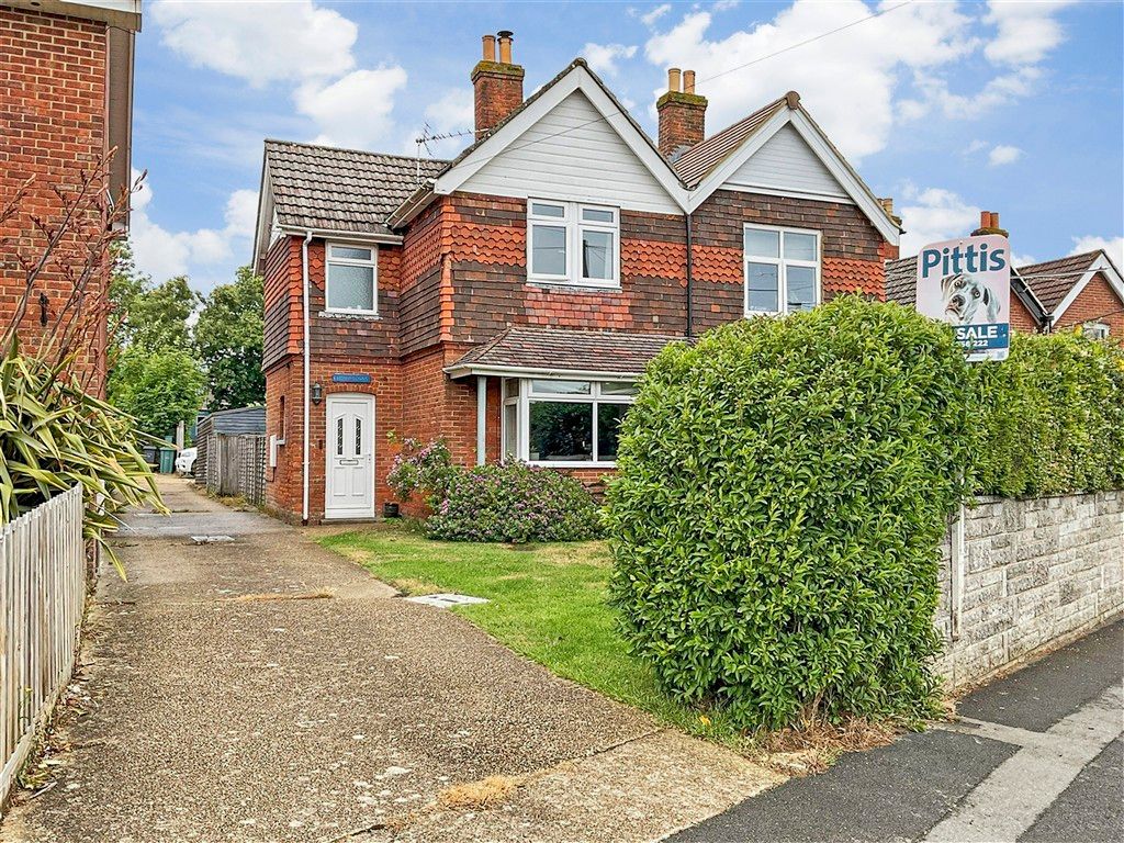 Property photo 1 of 15 Front