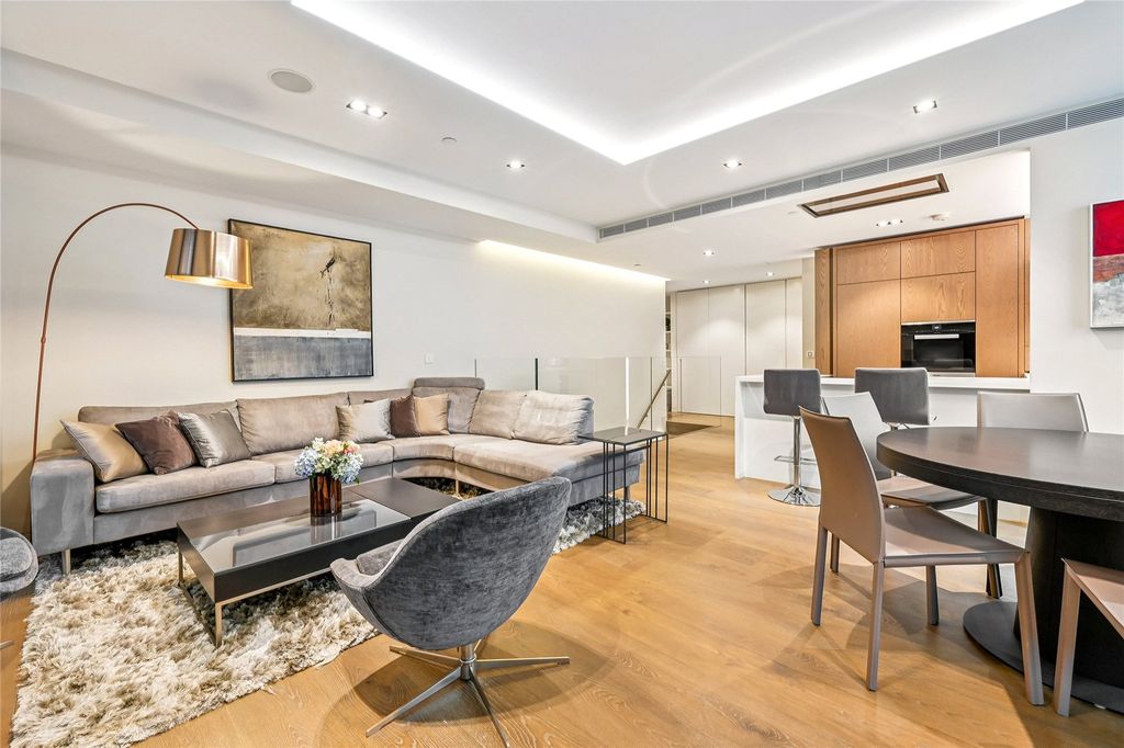 Property photo 1 of 14 Reception Room