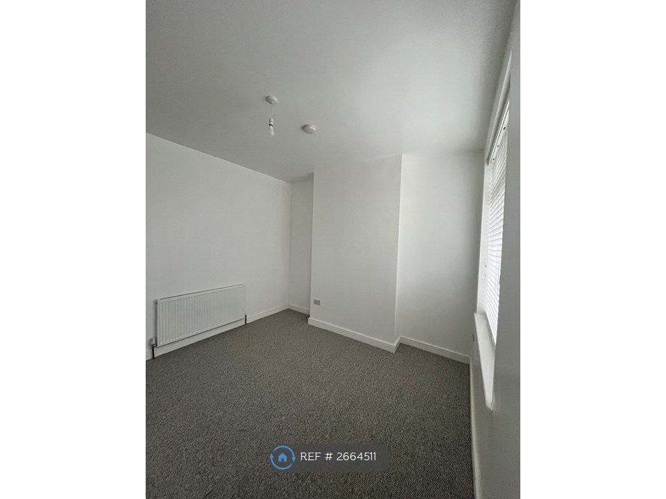 Property photo 2 of 11 Front Reception Room