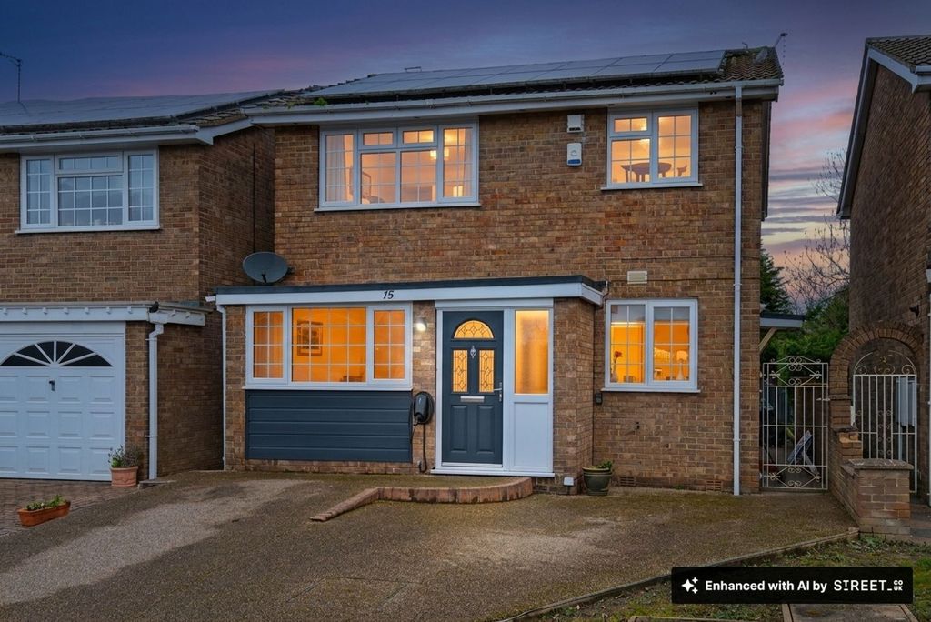 Property photo 1 of 24