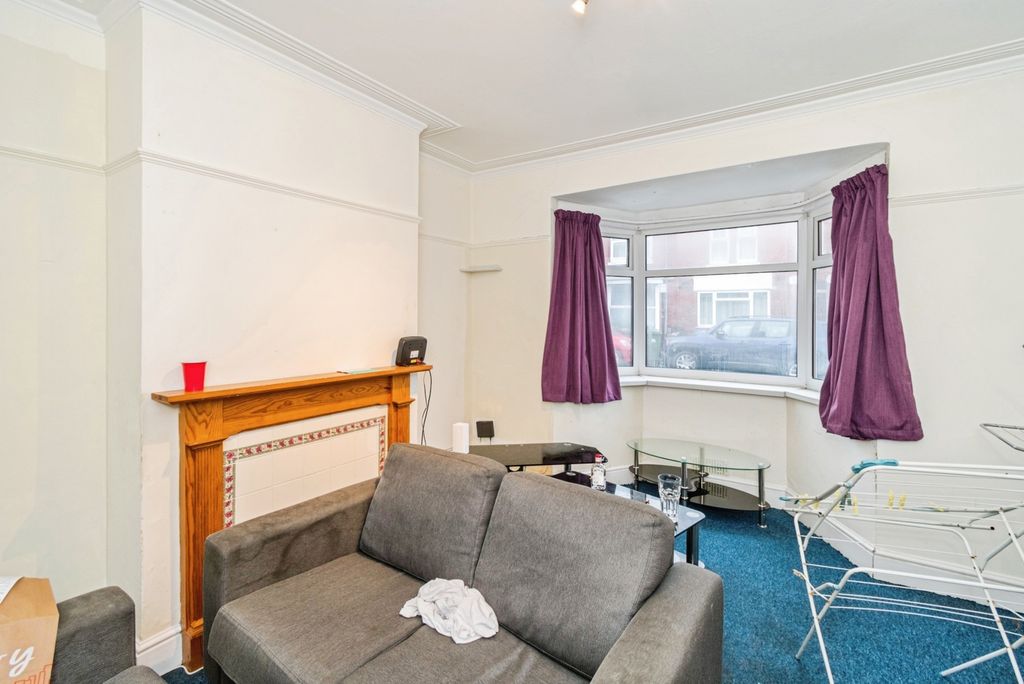 Property photo 2 of 14 Pbox-Img.Jpg